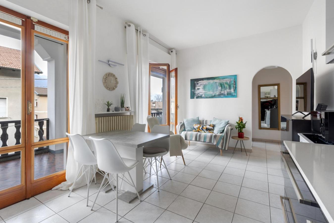 Casa Mo Lägenhet Cannobio Exteriör bild